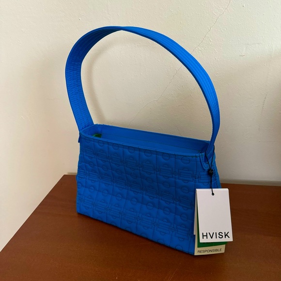 HVISK Scape Small Field Twill Blue Recycled Polyester Shoulder Bag - Picture 1 of 6